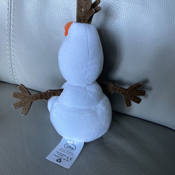 Disney Olaf plush toy - Picture 4 of 5